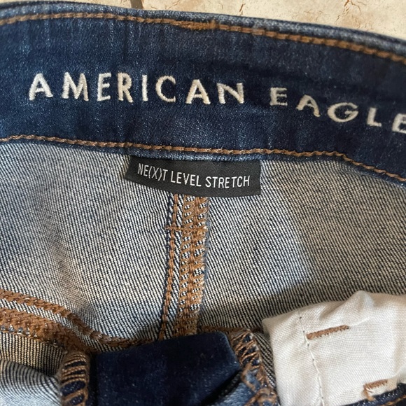 NWOT American eagle distressed dark denim Jeggings - Picture 4 of 4